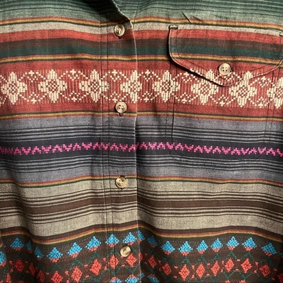 Vintage Cabin Creek Southwestern Striped Button Down Size Medium - Picture 3 of 4